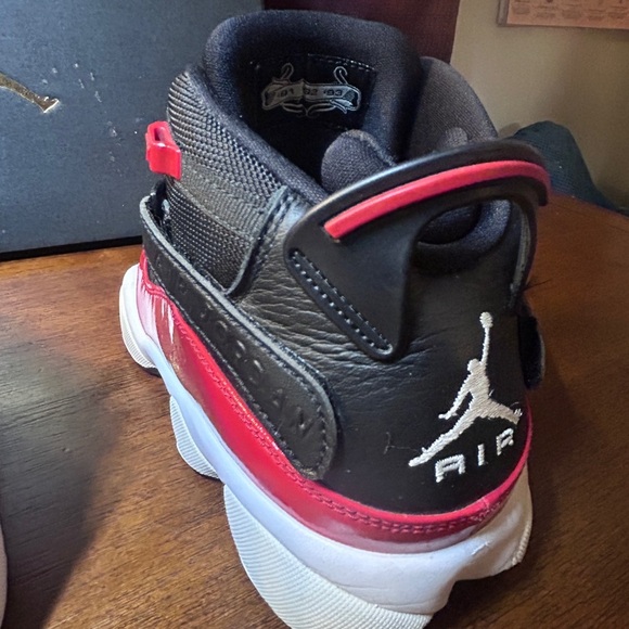 Nike Red and Black Athletic Shoes main image 5